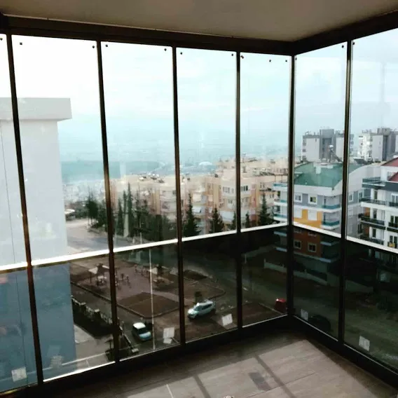 Isıcamlı Katlanır ve Sürme Cam Balkon